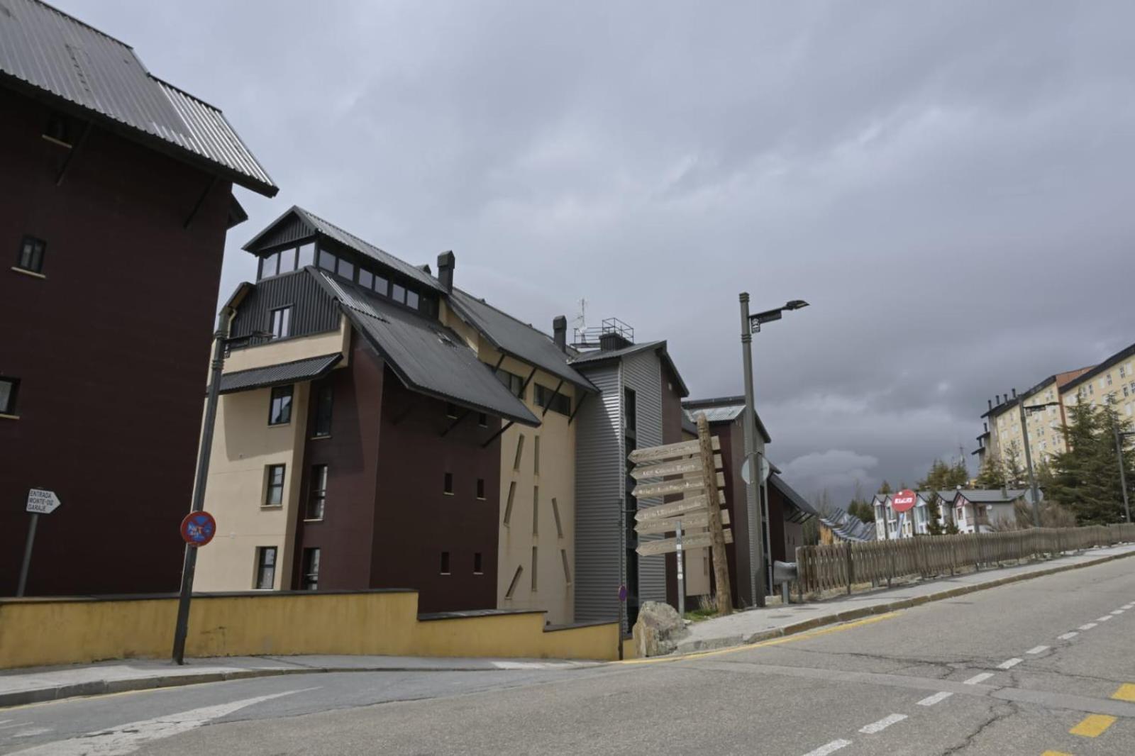 Estudio Infinity Con Parking Sierra Nevada Zewnętrze zdjęcie
